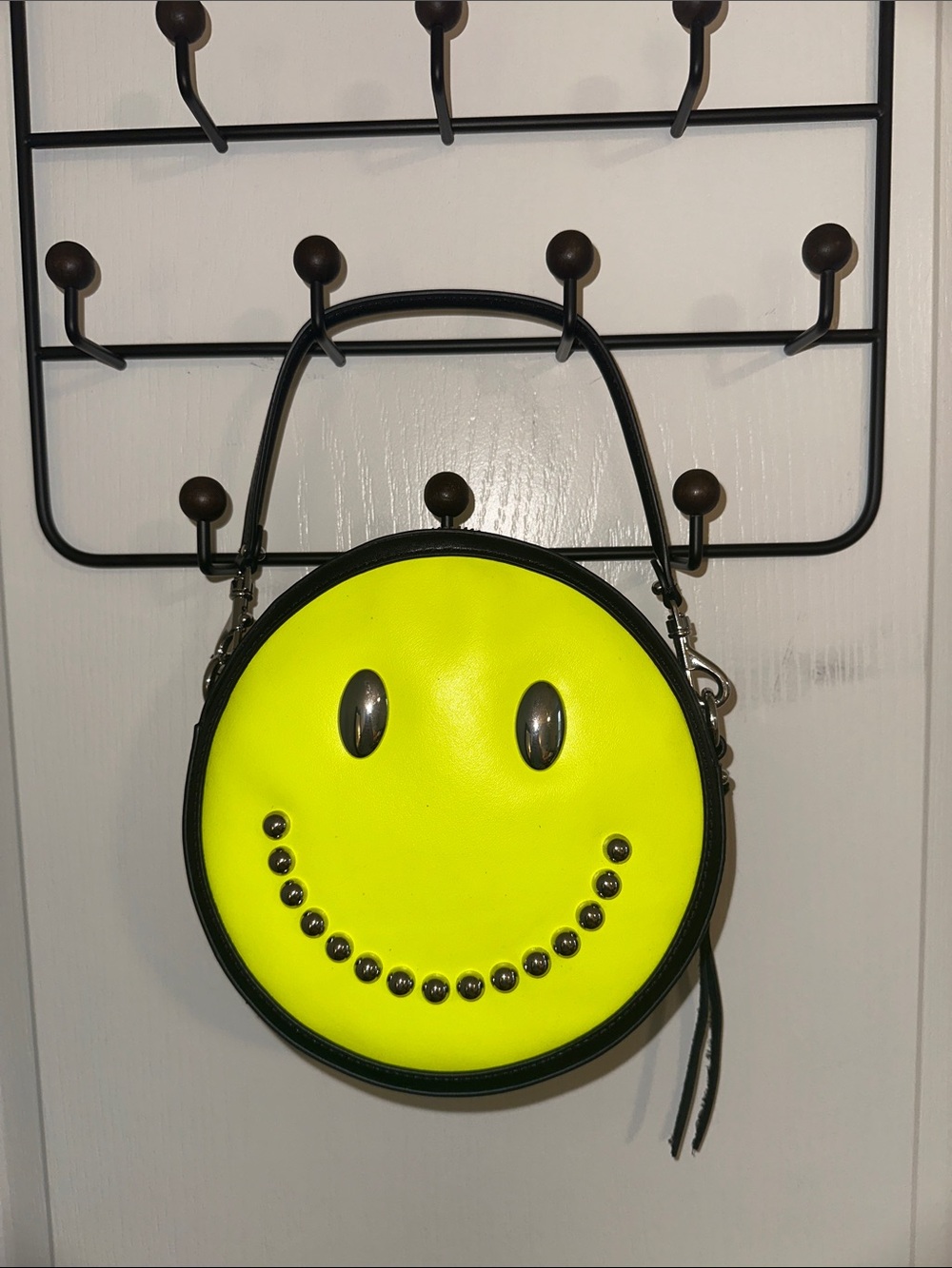 Rebecca Minkoff - Smiley Circle Crossbody Bag in Neon Yellow - Picture 4 of 5